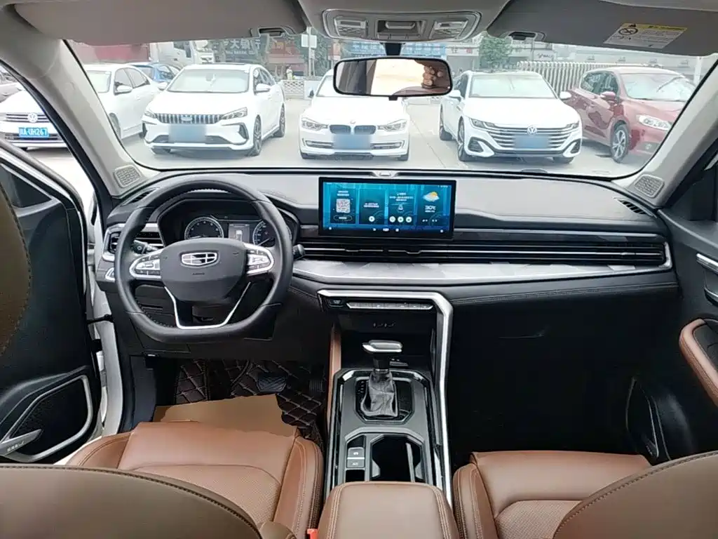 Geely Vision X6 2021 — фото 10