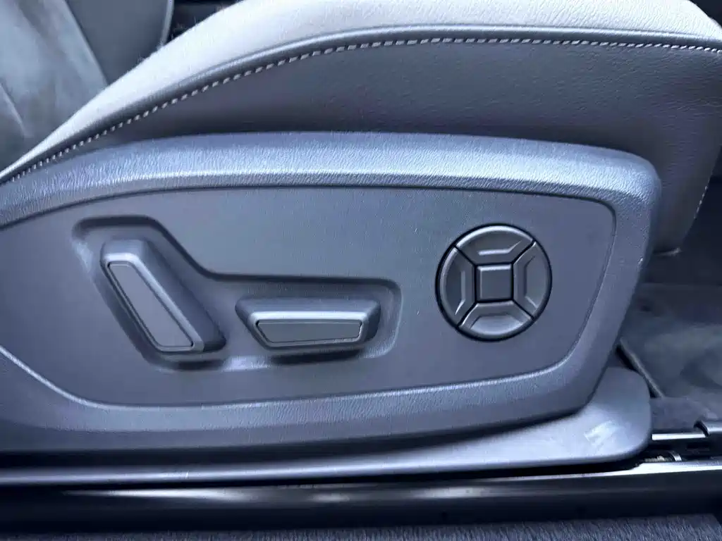 Audi Q3 2022 — фото 18