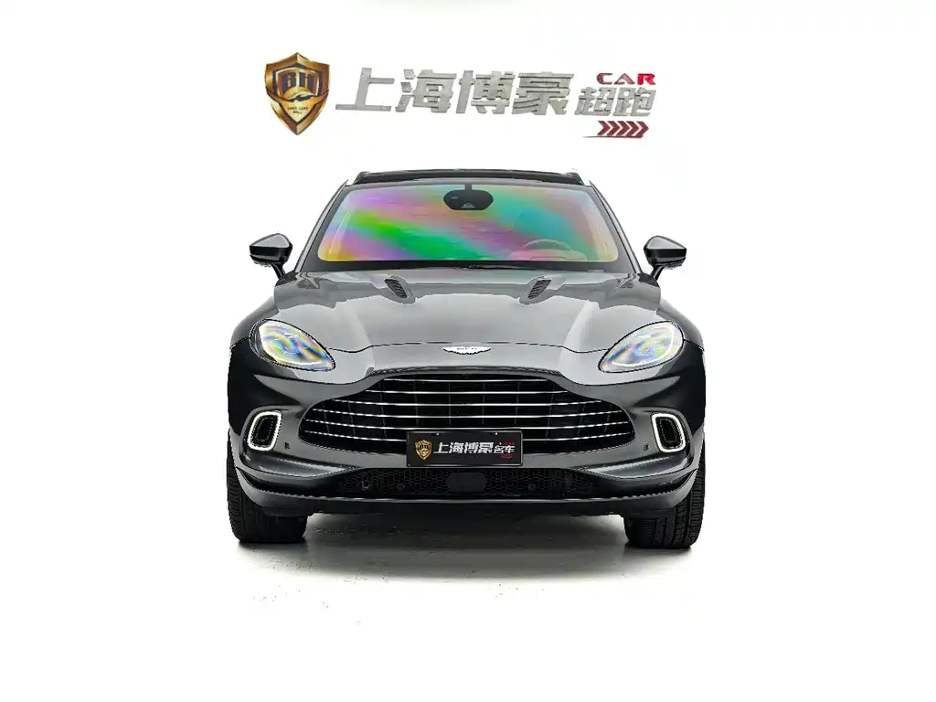 Aston Martin DBX 2020