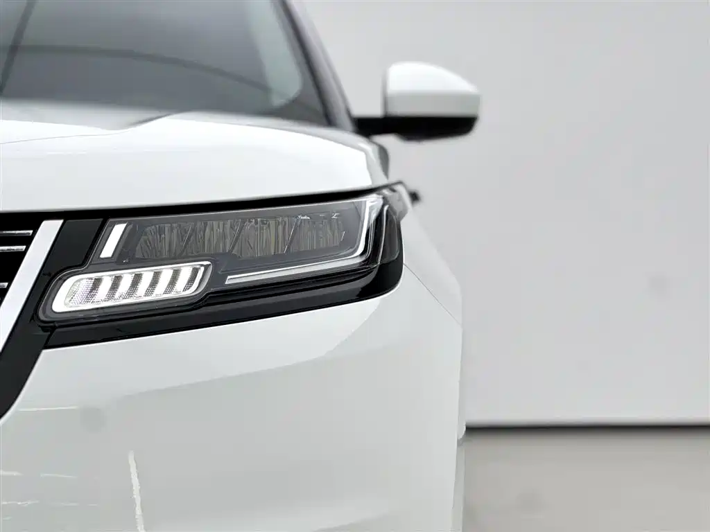 Land Rover Velar 2020 — фото 15