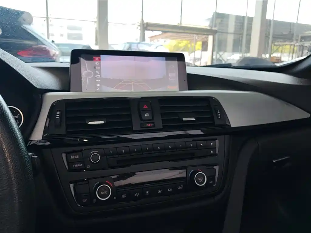 BMW 4 Series 2017 — фото 13