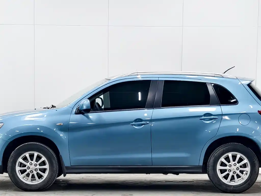Mitsubishi ASX 2014