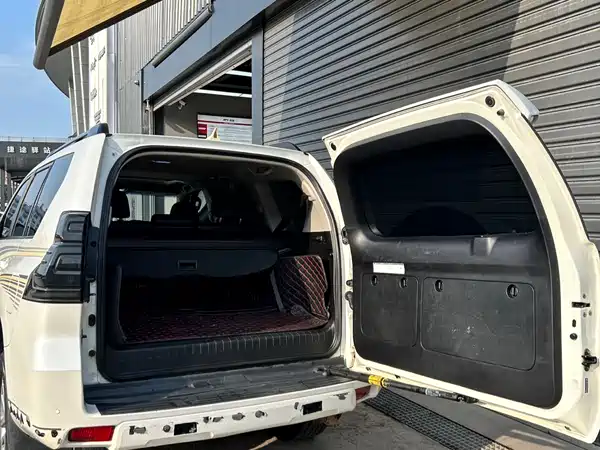 Toyota Prado 2018
