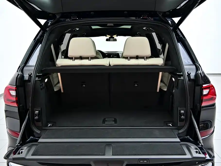 BMW X7 2022 — фото 36
