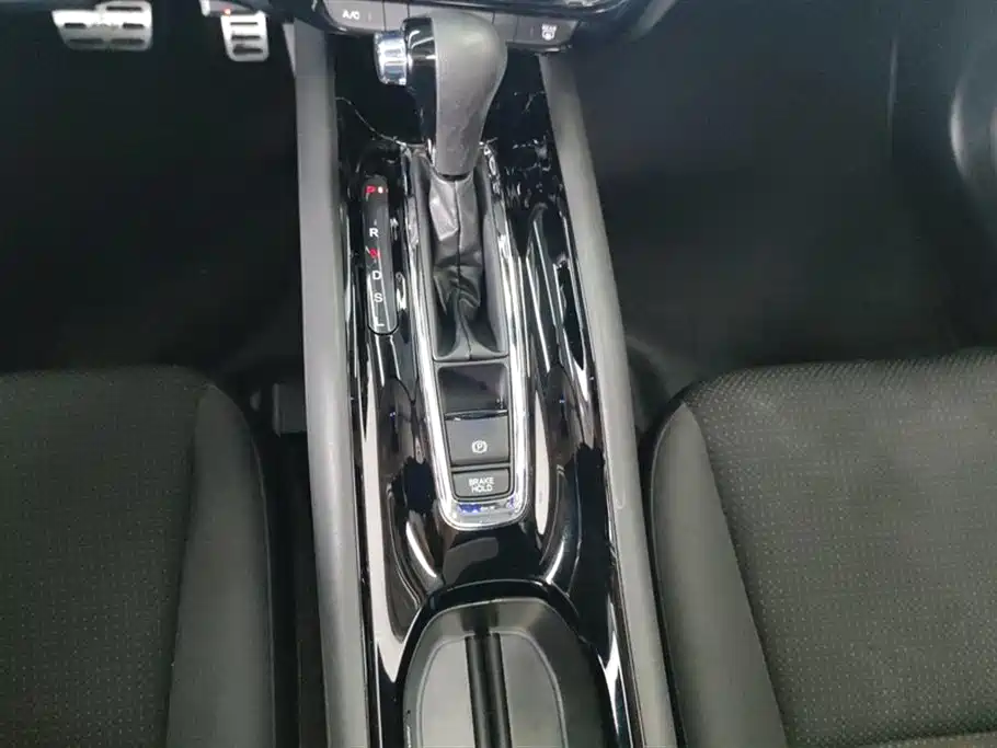 Honda Vezel 2021 — фото 16