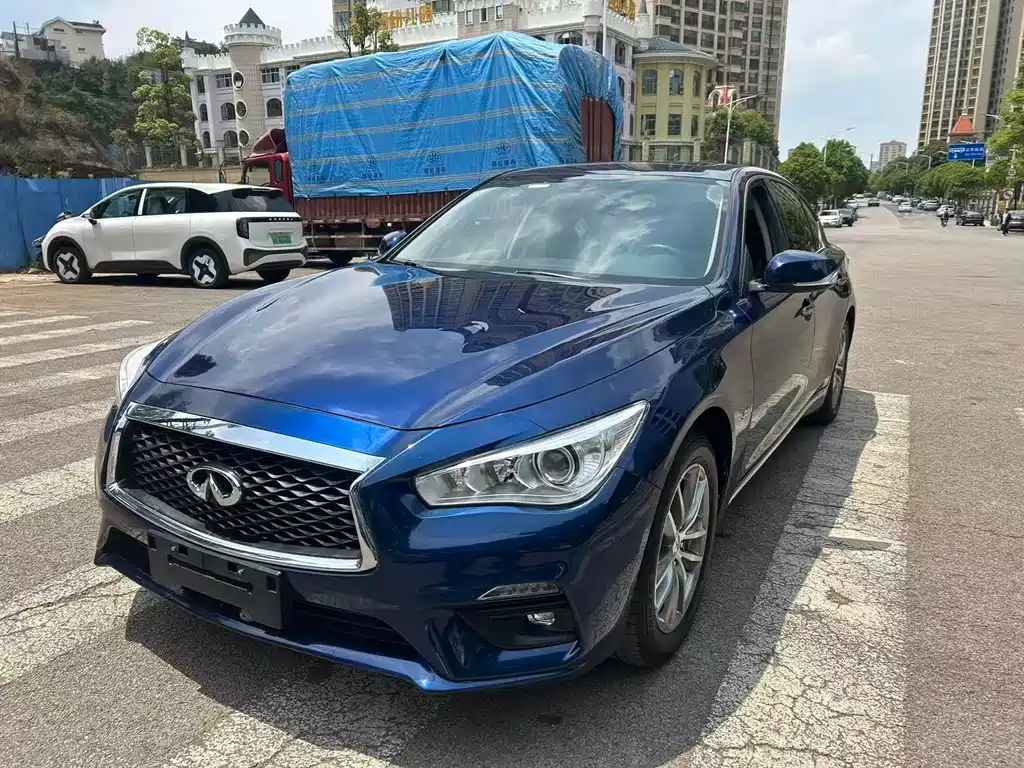 Infiniti Q50L 2018 — фото 1