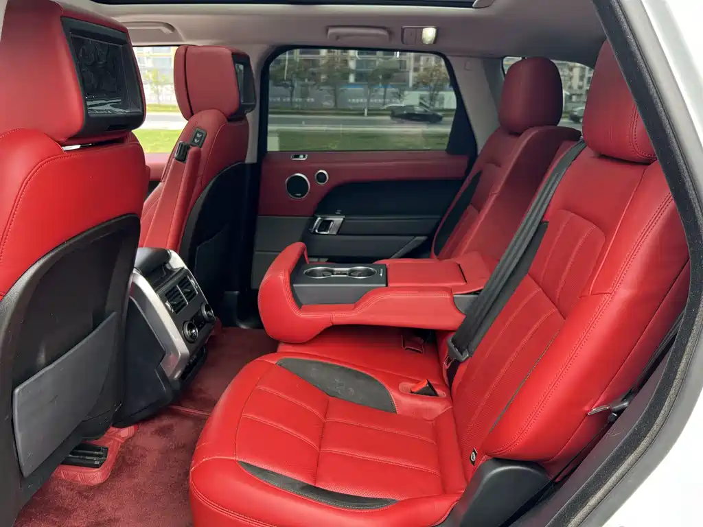 Land Rover Sport 2019 — фото 10