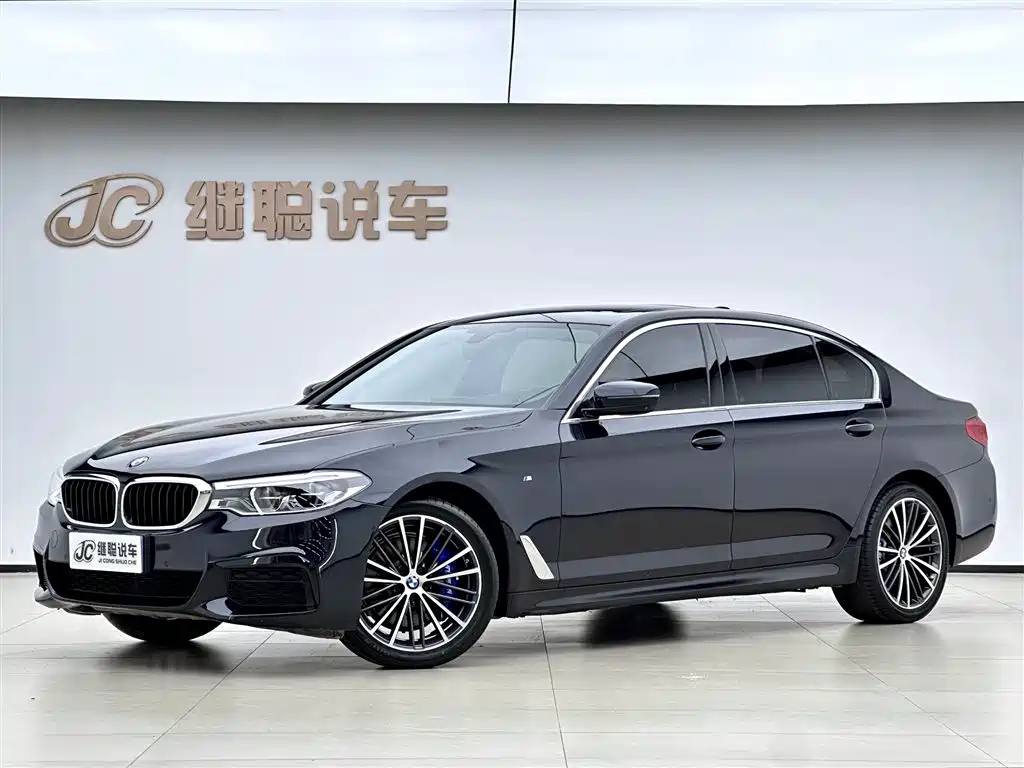 BMW 5 Series 2020 — фото 1