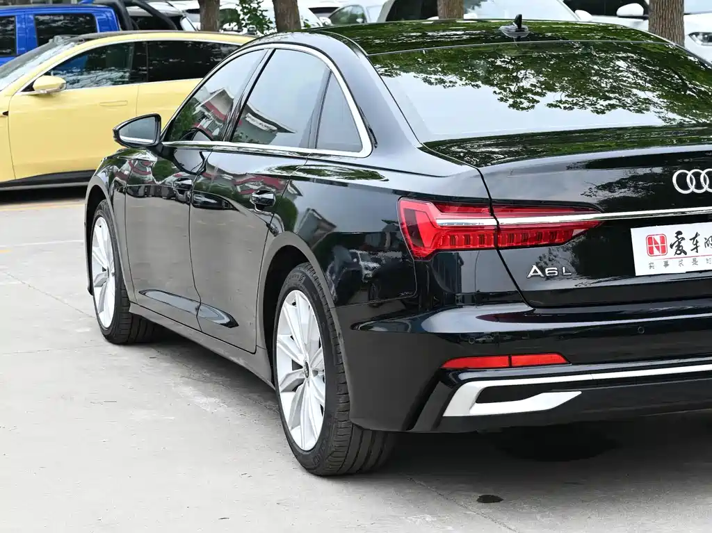 Audi A6L 2022 — фото 12
