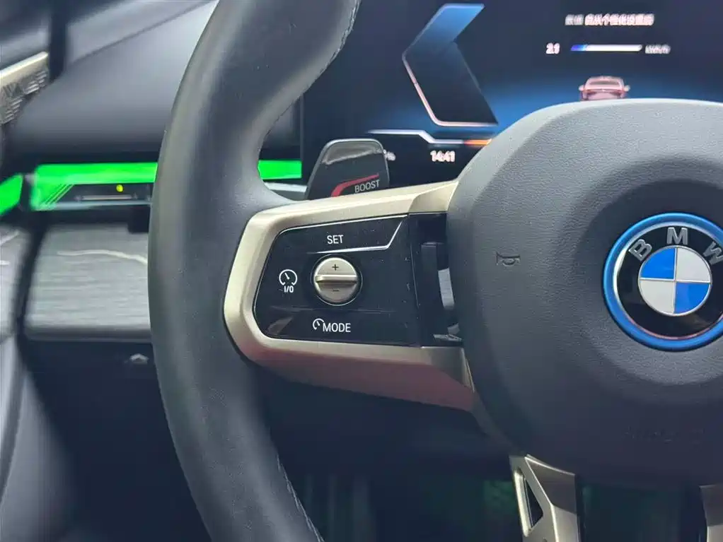 BMW i5 2025 — фото 15
