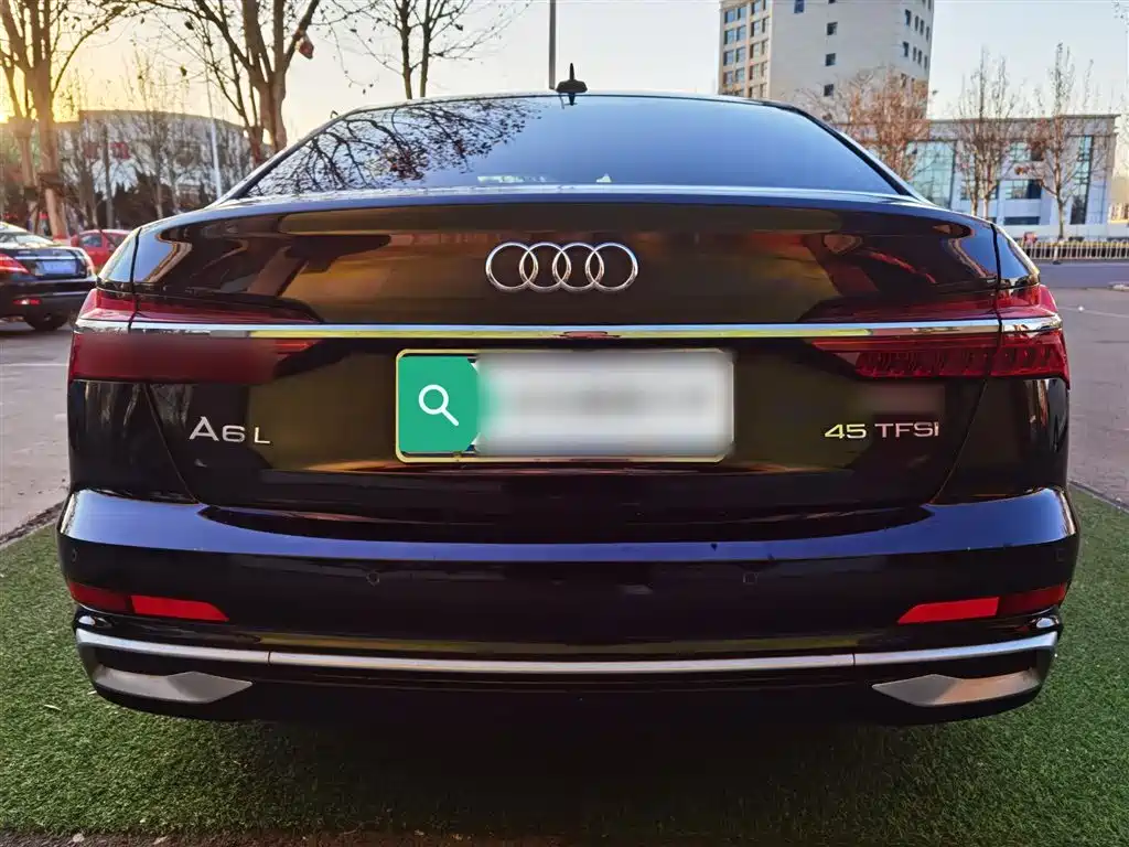 Audi A6L 2025 — фото 6