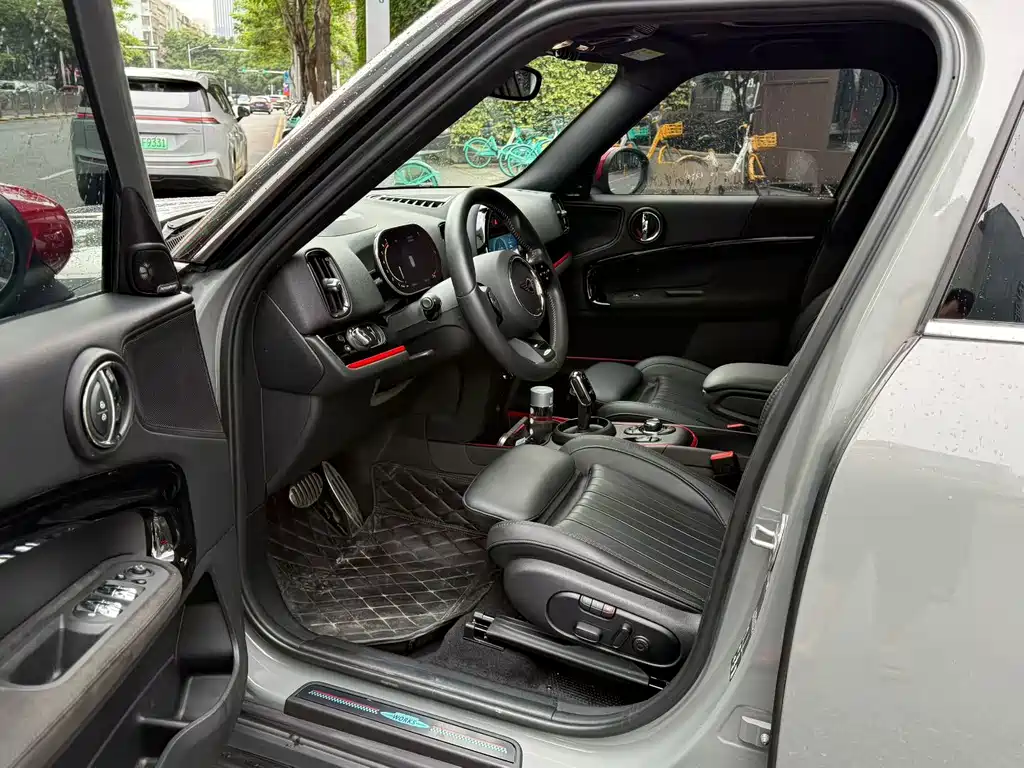 MINI JCW Countryman 2023