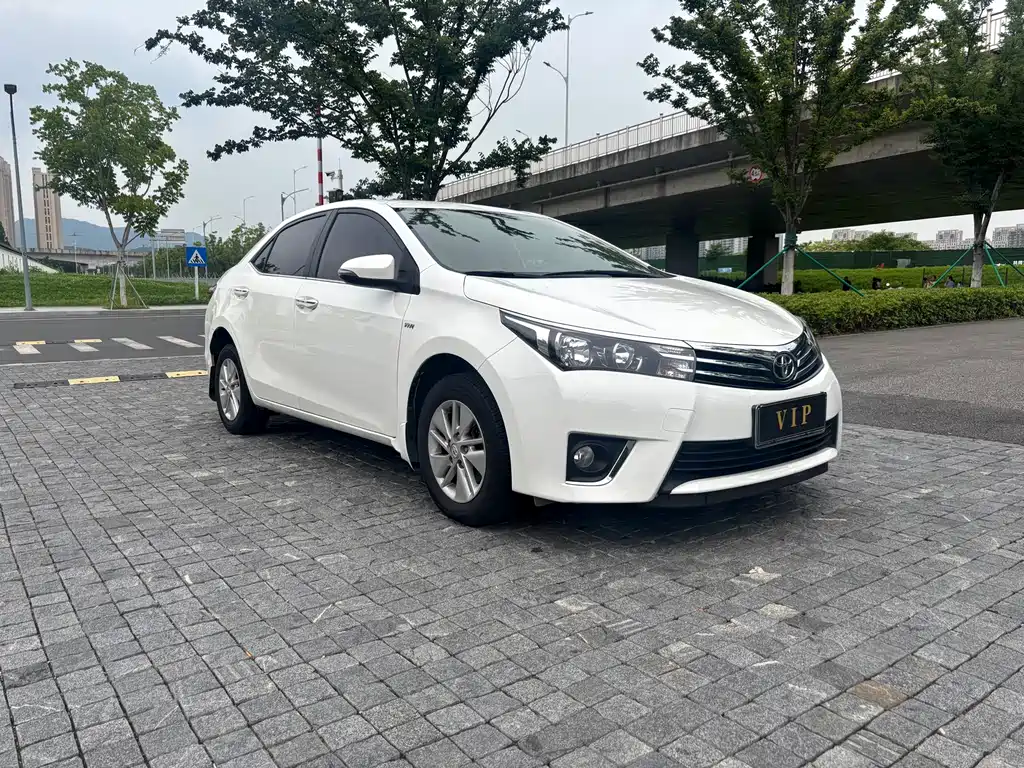 Toyota Corolla 2015