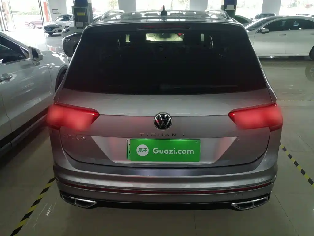 Volkswagen Tiguan L PHEV 2021 — фото 6