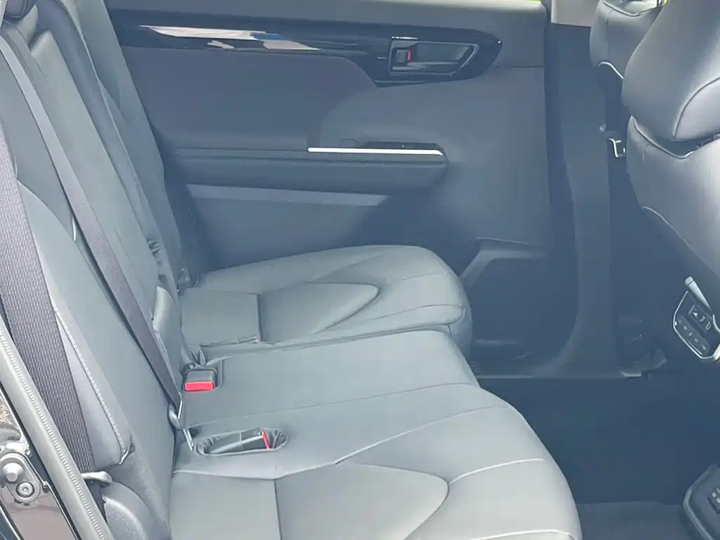 Toyota Highlander 2026 — фото 8