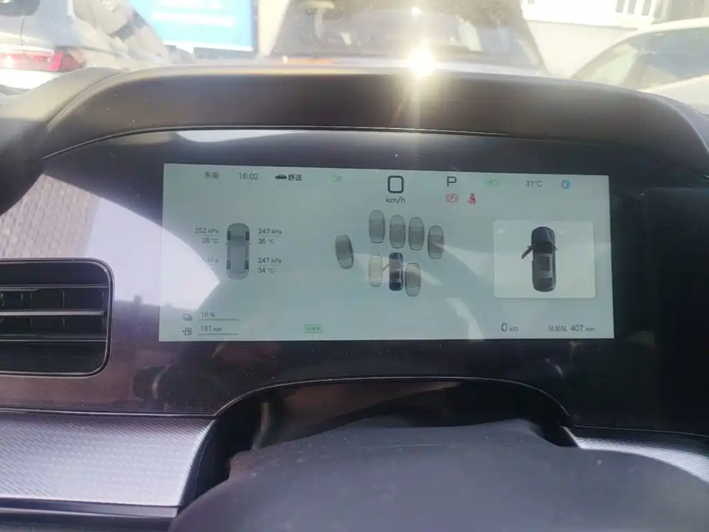 BYD Seal 07 DM-i 2025 — фото 12