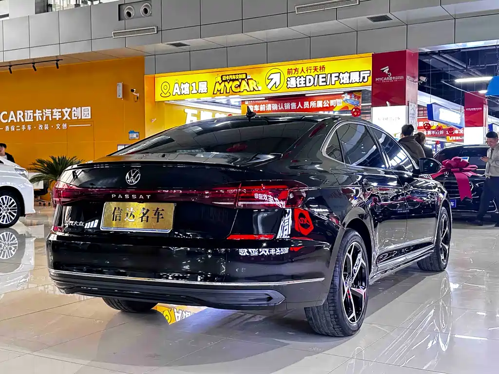 Volkswagen Passat 2024 — фото 19