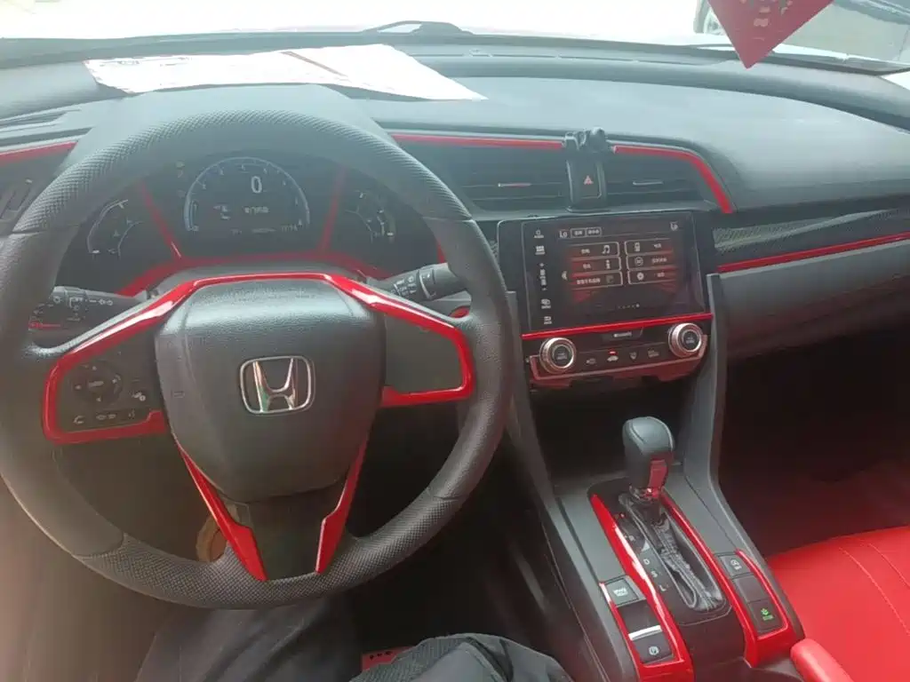 Honda Civic 2020 — фото 10