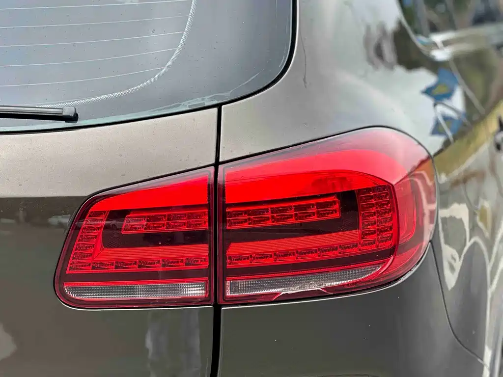 Volkswagen Tiguan 2016 — фото 12