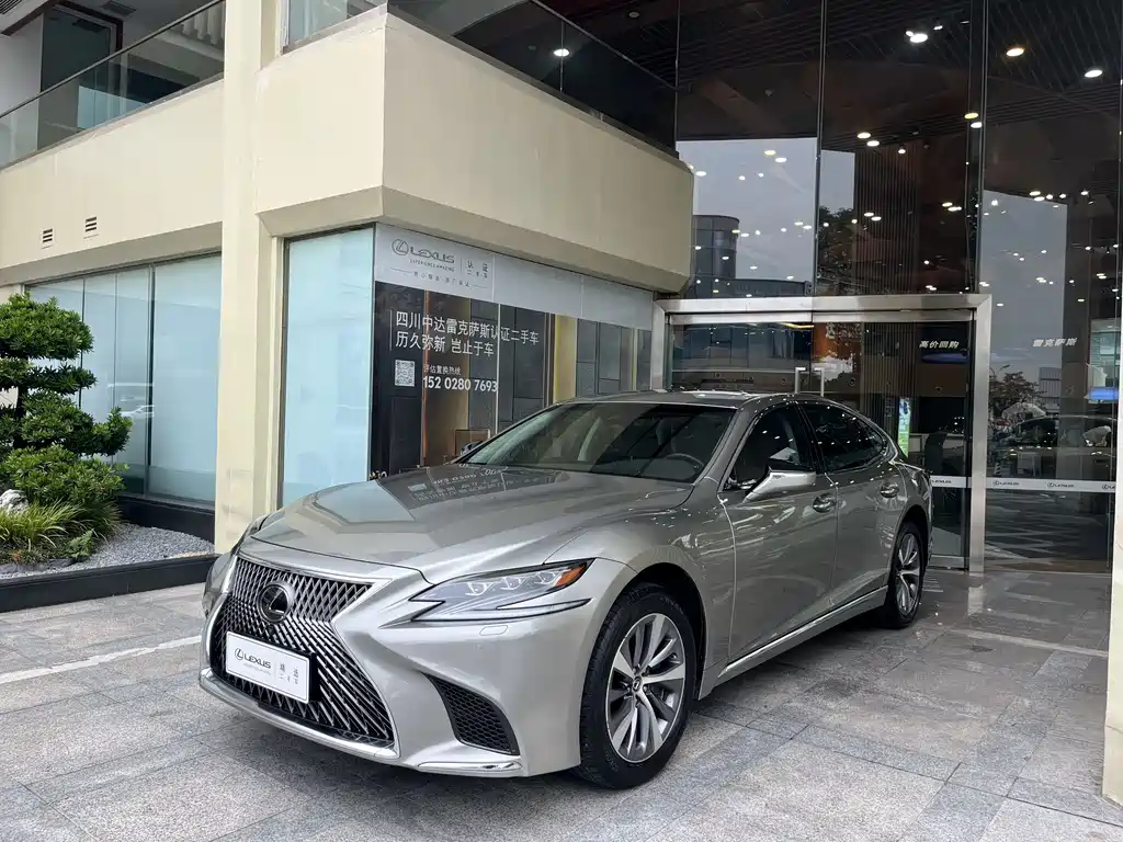 Lexus LS 2018 — фото 2