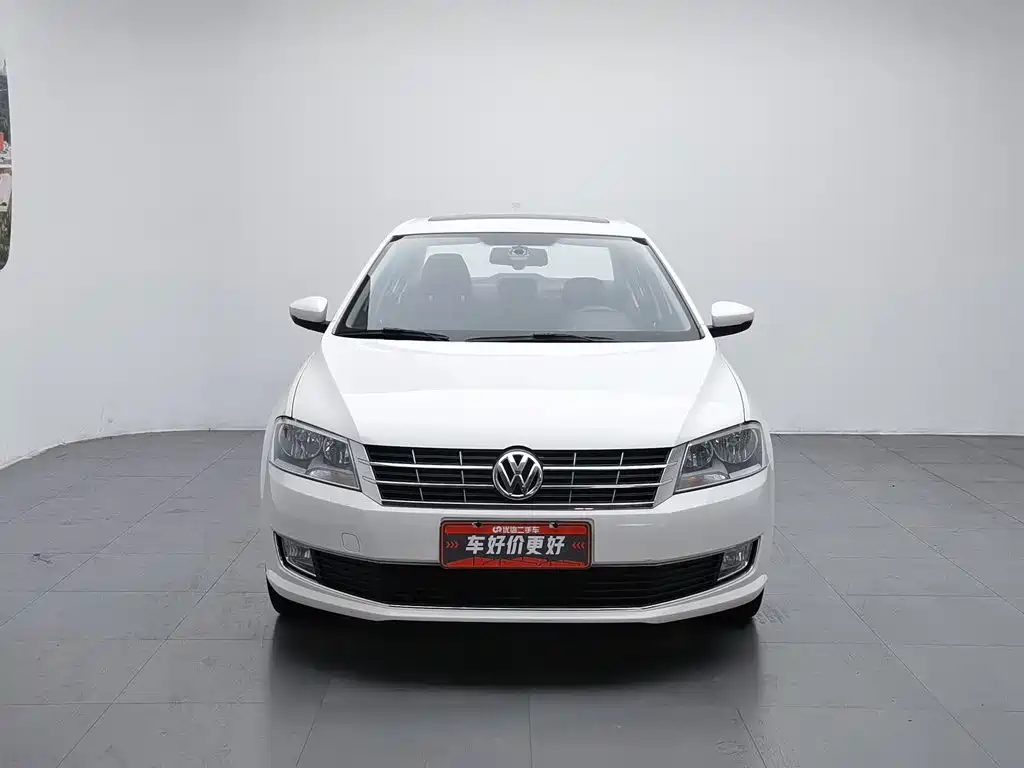 Volkswagen Lavida 2015