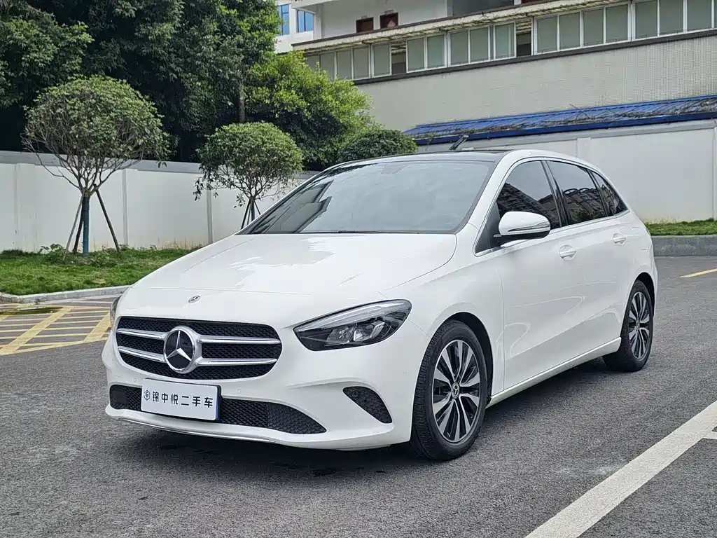 Mercedes-Benz B-Class 2021