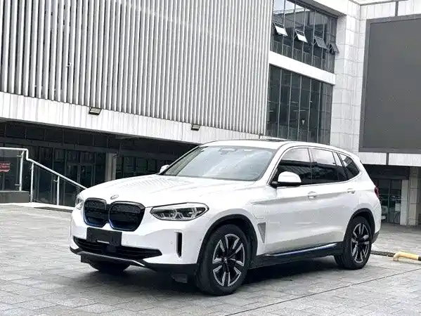 BMW iX3 2020