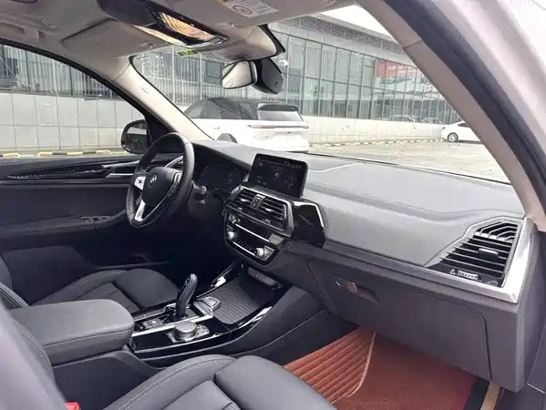 BMW iX3 2020