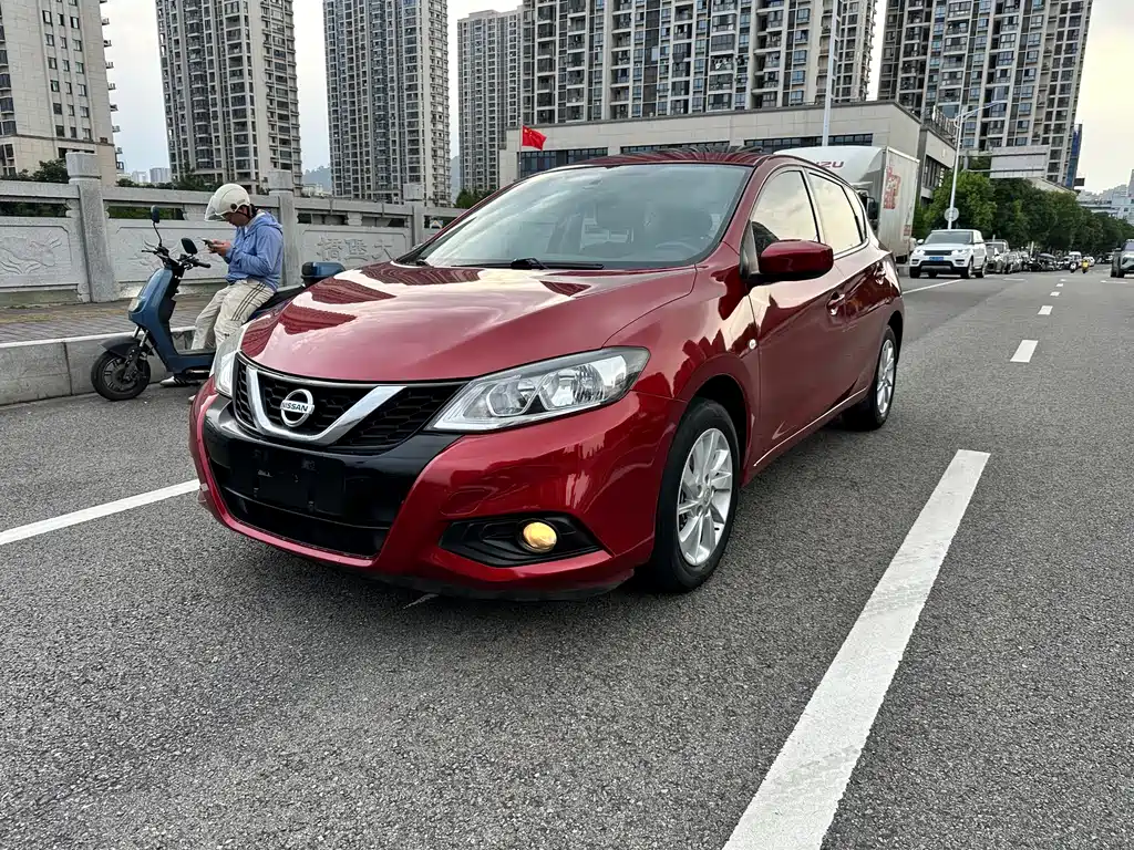 Nissan Tiida 2019