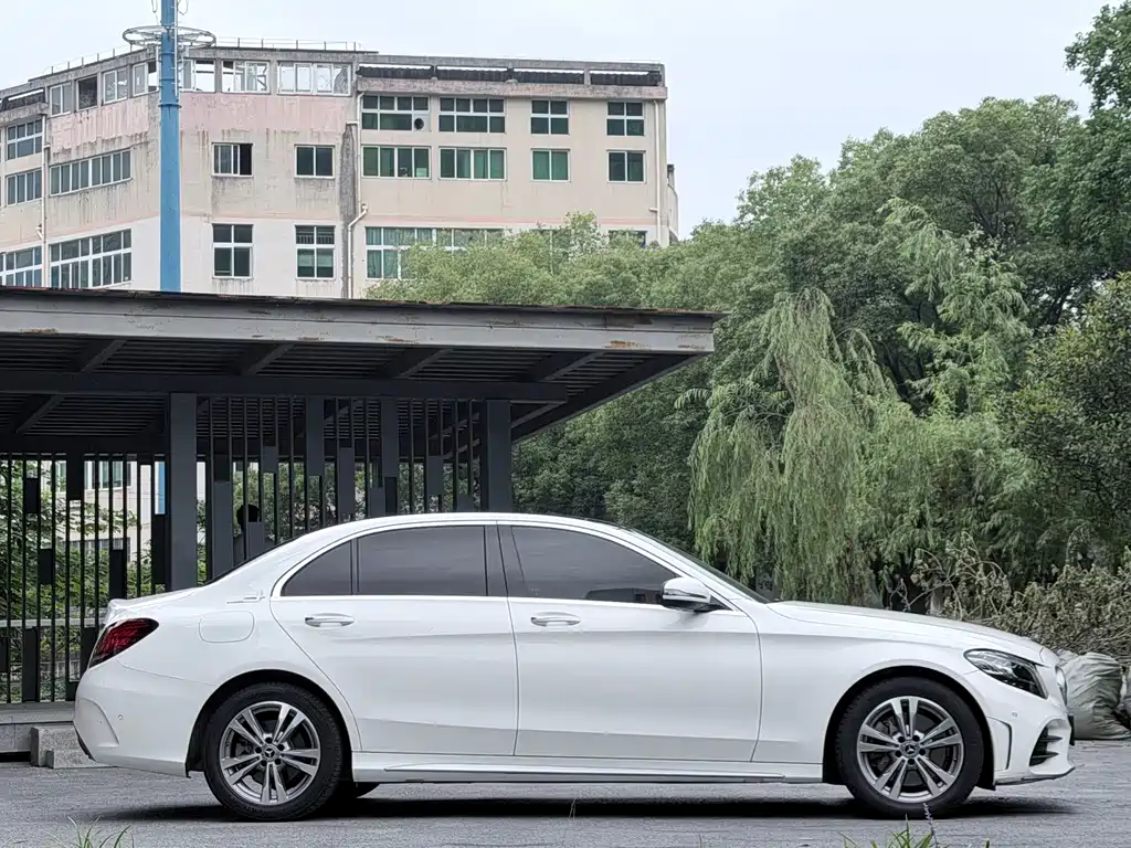 Mercedes-Benz C-Class 2021 — фото 14