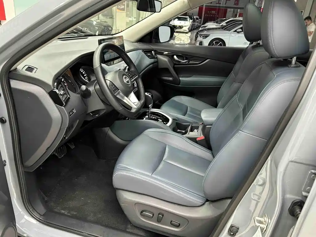 Nissan X-Trail 2025 — фото 12
