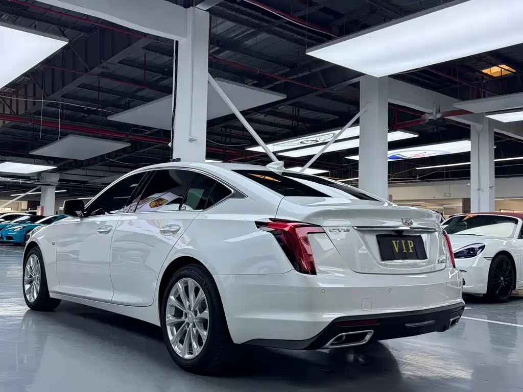 Cadillac CT5 2023 — фото 17