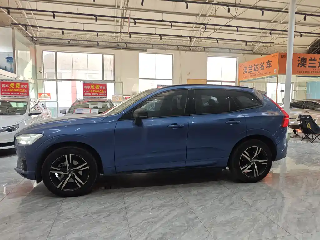 Volvo XC60 2020 — фото 4