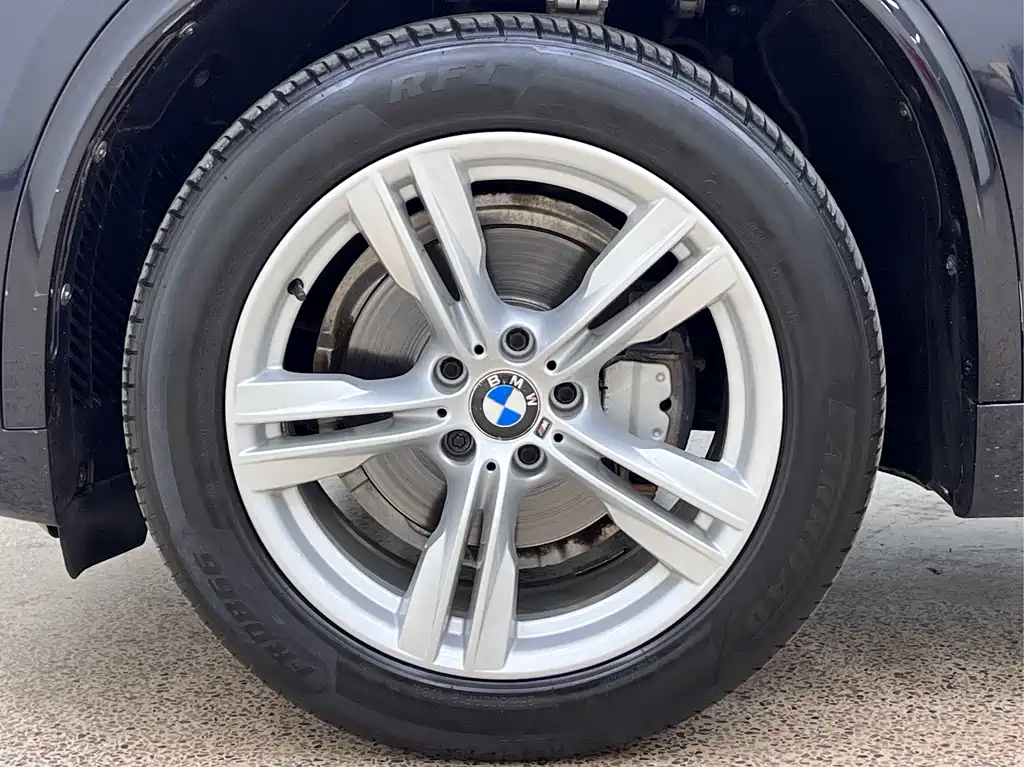BMW X5 2017 — фото 38