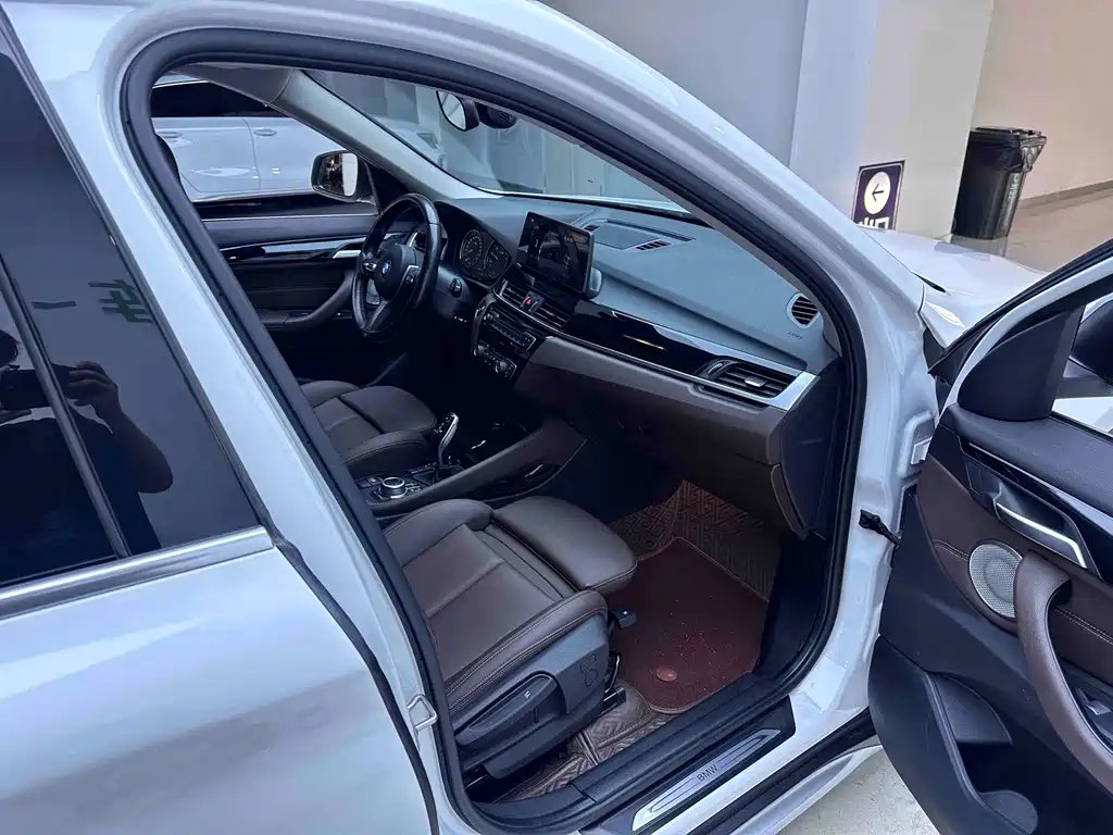 BMW X1 2022 — фото 11