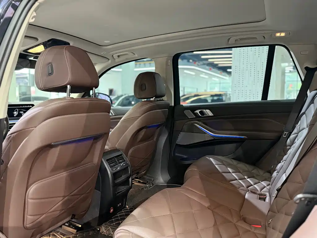 BMW X5 2023