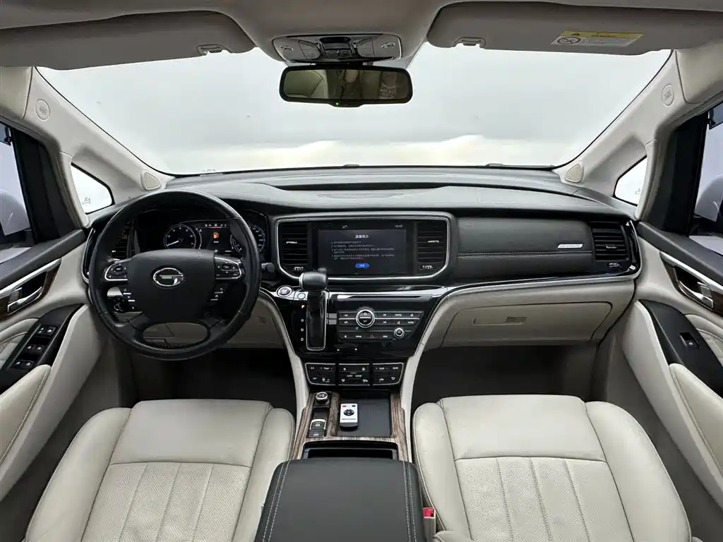 GAC Motor Trumpchi M8 2019 — фото 18