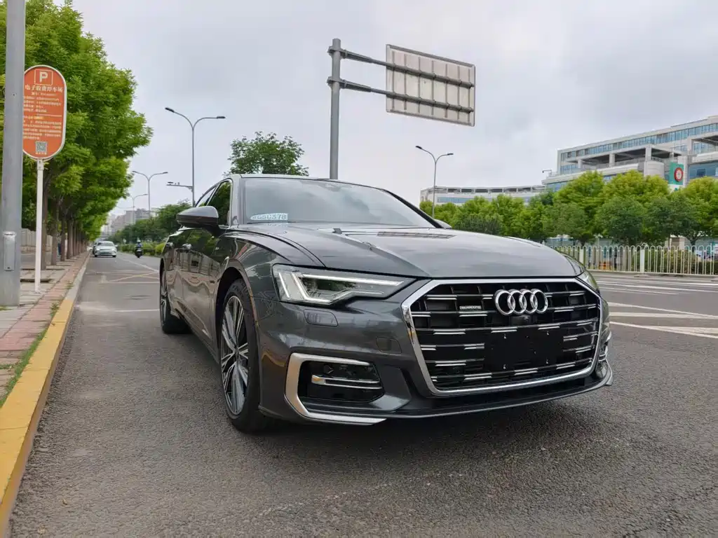 Audi A6L 2025 — фото 2