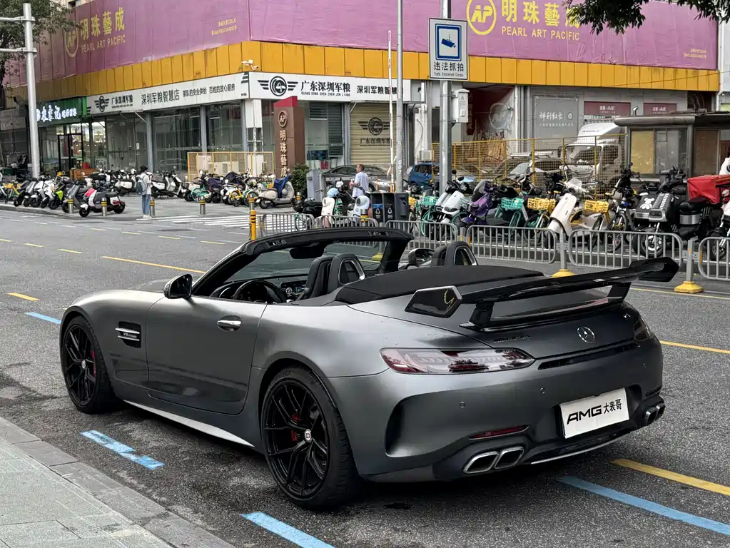 Mercedes-Benz AMG GT 2020 — фото 16