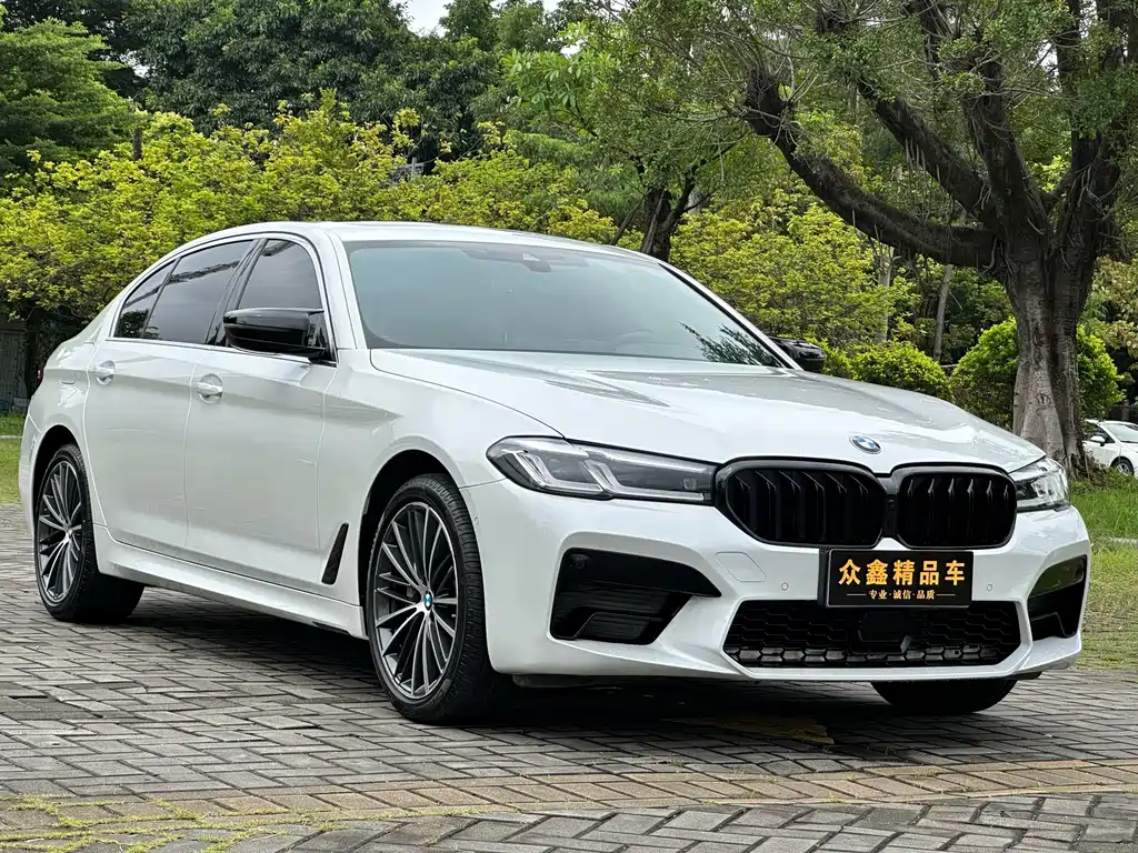 BMW 5 Series 2023