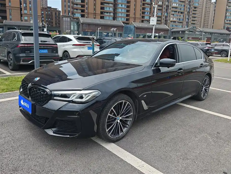 BMW 5 Series 2023