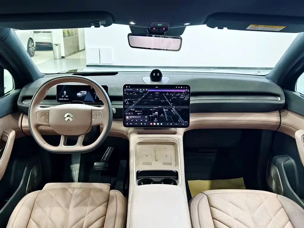 NIO EC6 2025 — фото 10