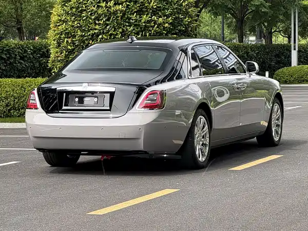 Rolls-Royce Ghost 2023