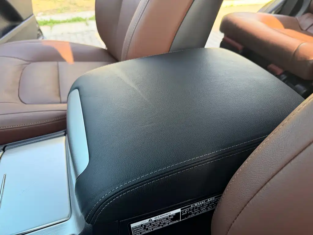 Toyota Land Cruiser 2020 — фото 20