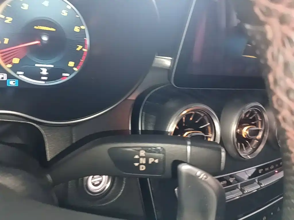 Mercedes-Benz GLC AMG 2020 — фото 14