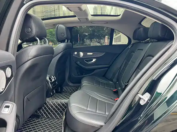 Mercedes-Benz C-Class 2021