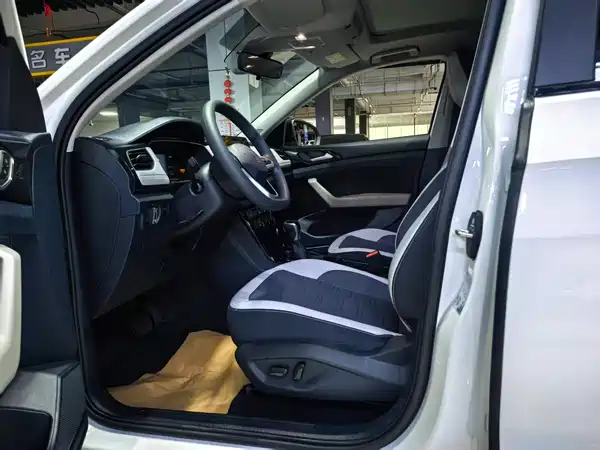 Volkswagen Tharu 2025