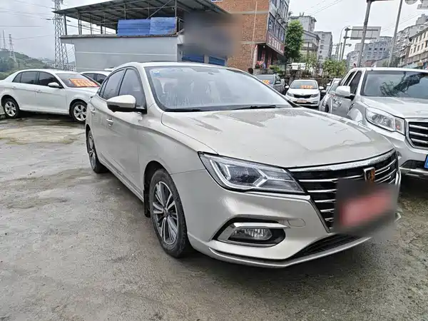 Roewe i5 2019