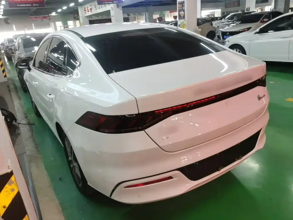 BYD Qin PLUS 2022 — фото 5