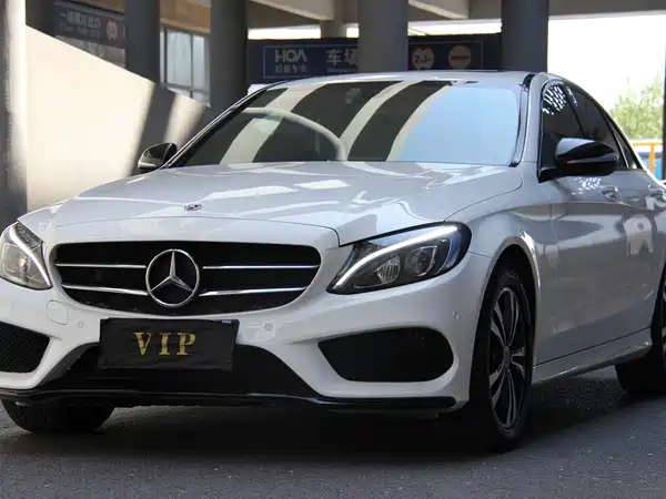 Mercedes-Benz C-Class 2018